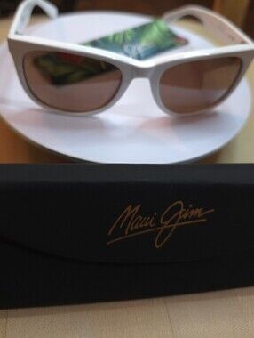 MAUI JIM KIKONIA SUNGLASSES NEW WITH TAGS